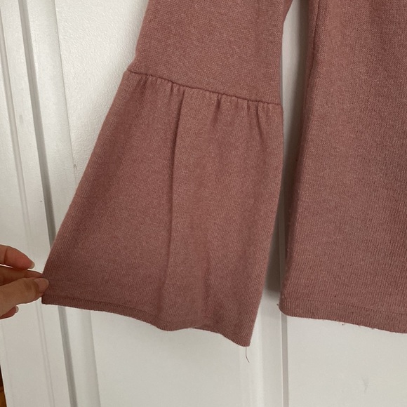 Light Pink Sweater - Picture 2 of 5